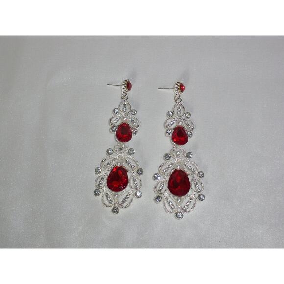 Red rhinestone earringsValentine earrings,holiday party long dangle drop earring - Picture 4 of 9